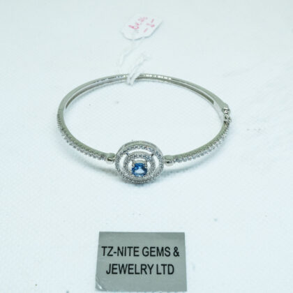 Miro Jewelry Golden Bracelet